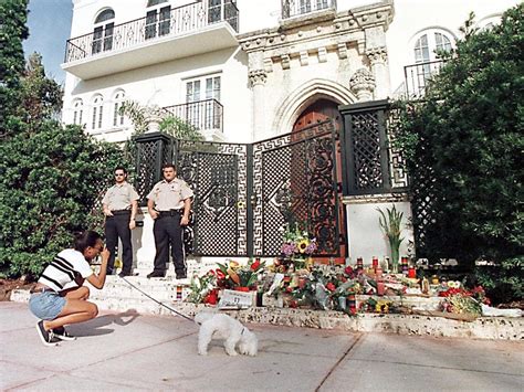 gianni versace death 1997|gianni versace find a grave.